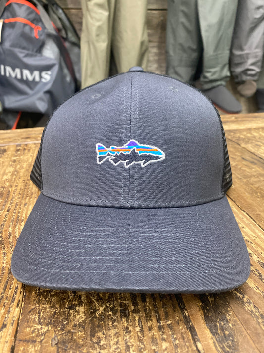 Stand up trout trucker hat