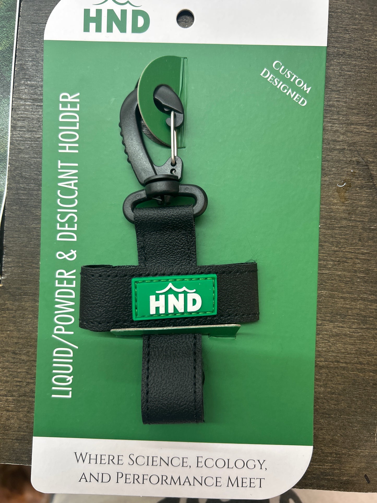 HND liquid/powder & desiccant holder