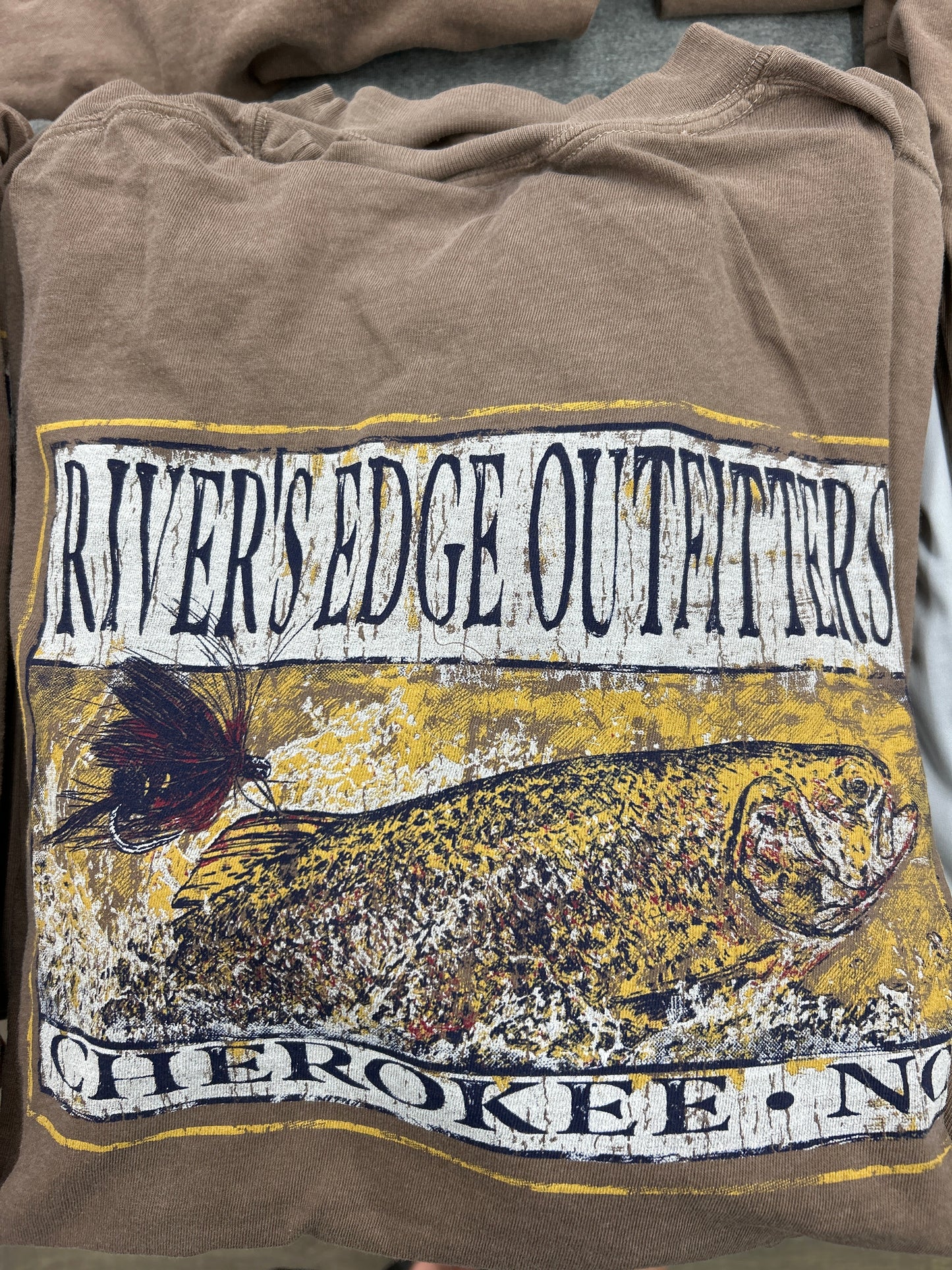 REO vintage trout tee