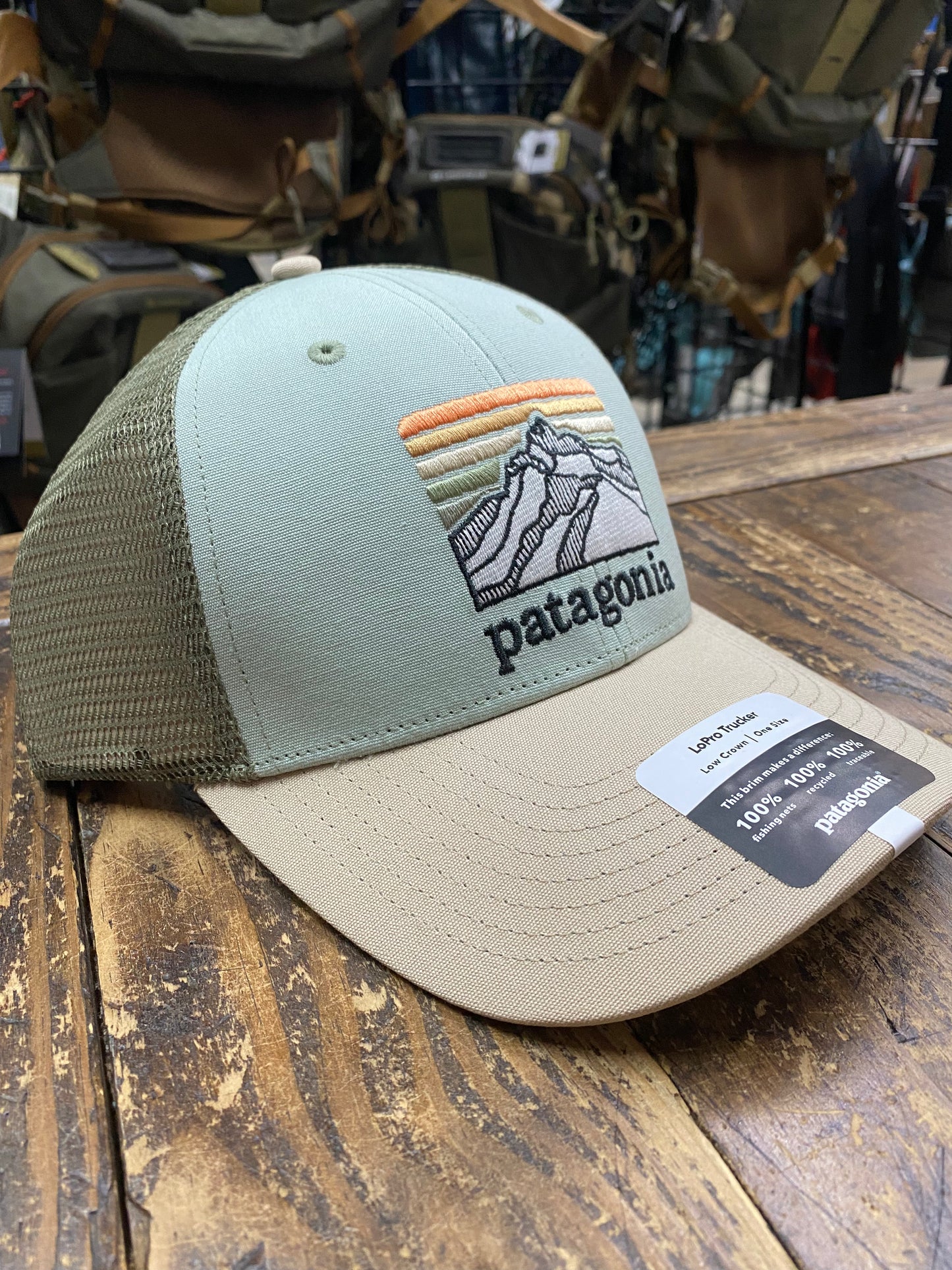 Patagonia line logo ridge lopro