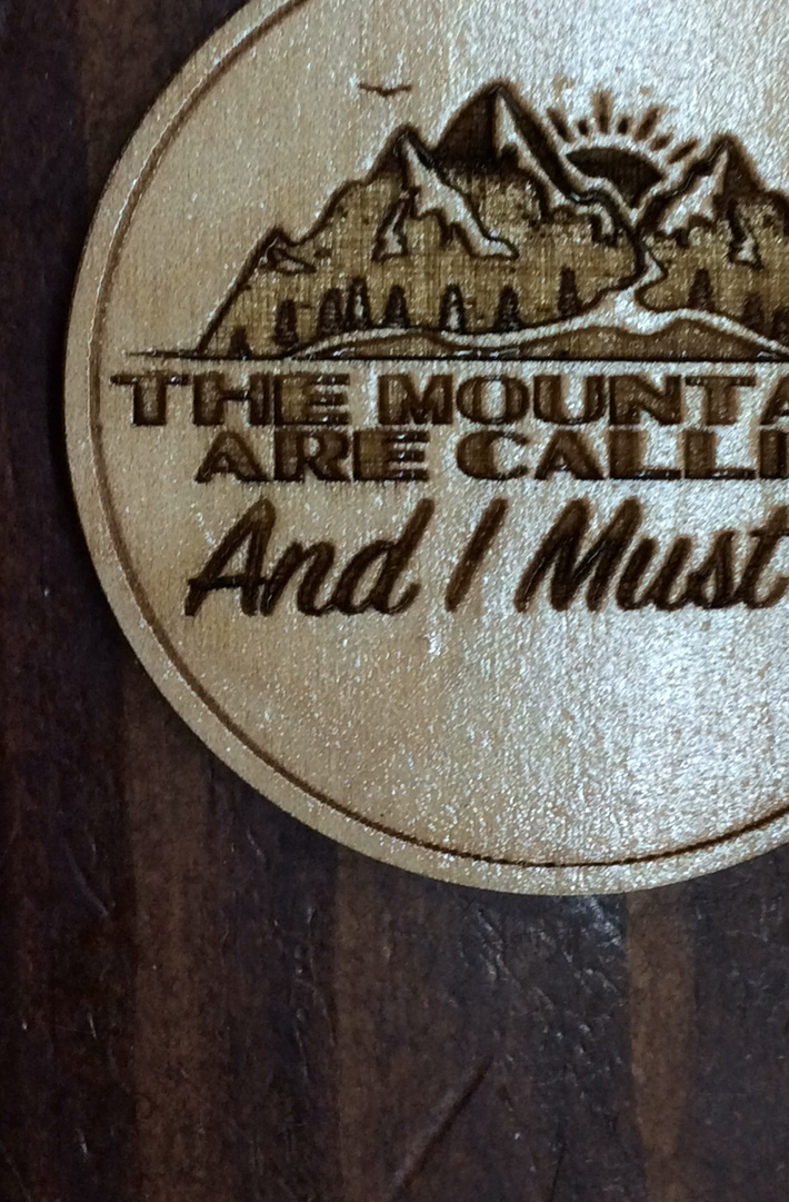 Wood The Mountains are calling Magnet