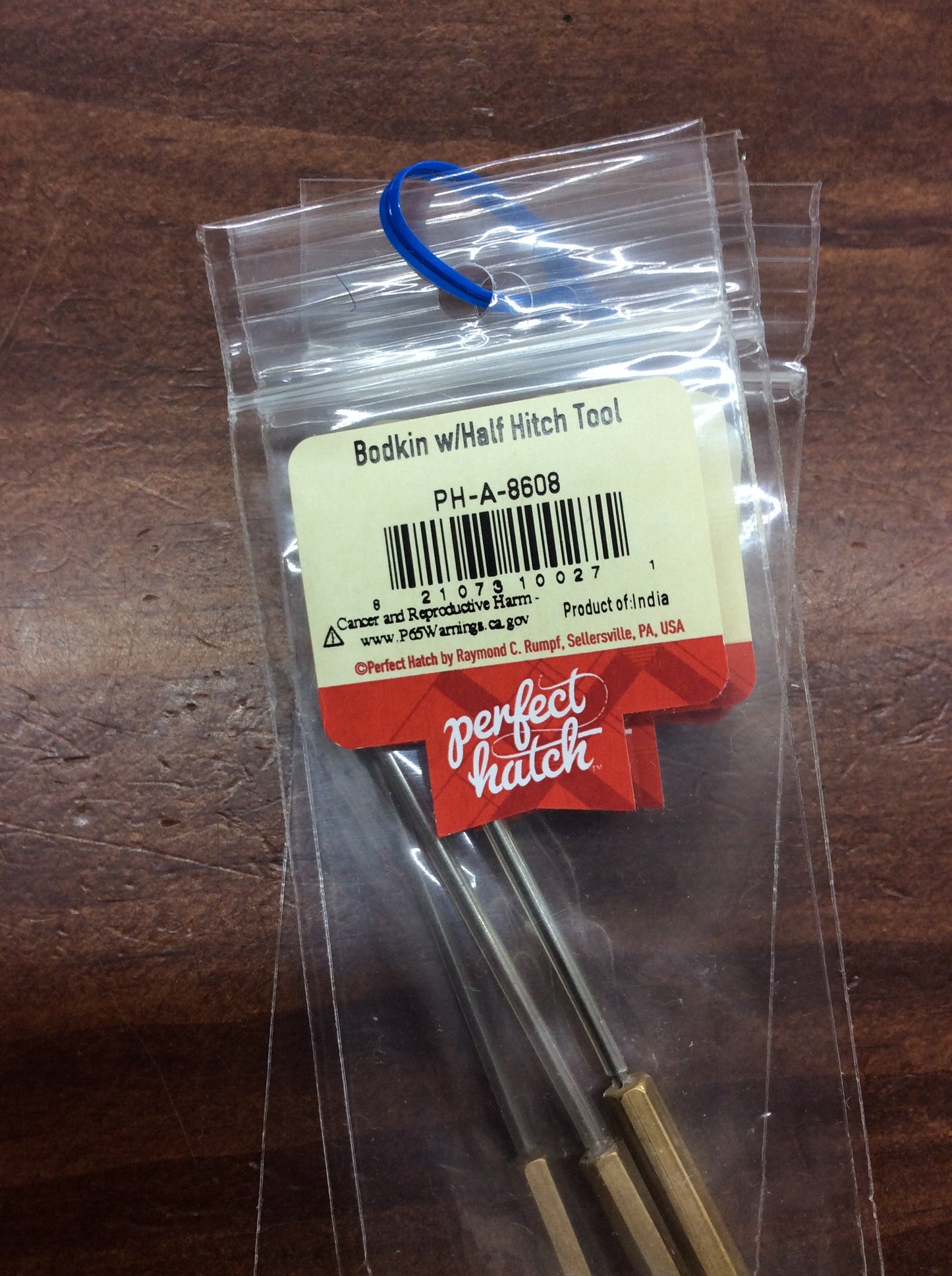 Bodkin w/ half hitch tool